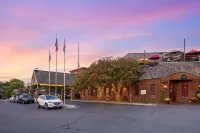 Best Western Plus White Bear Country Inn Hotels in Ramsey County