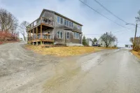 Newly Renovated Maine Retreat: Deck w/ Ocean View!