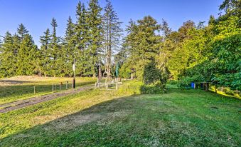 Ferndale Cottage on Private 20 Acre Farm!