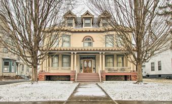 Charming Bloomington Apt w/ Walkable Location