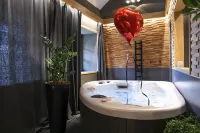Le Domaine des Prés Verts Suites & Chambres Avec Jacuzzi Privatif - Romantisk