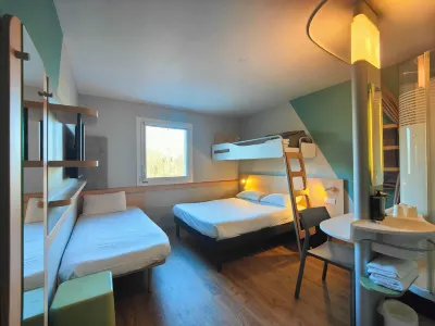 Ibis Budget Rodez Hôtels à : Salles-la-Source