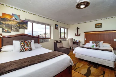 Friends Hotel & Rooftop - Historic Center & Museums Hoteles en 