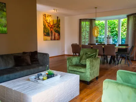 Douglas Отели рядом с достопримечательностью «Jachthuis St. Hubertus»