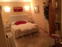 Les Sureaux Hotels in Saint-Seurin-sur-l’Isle