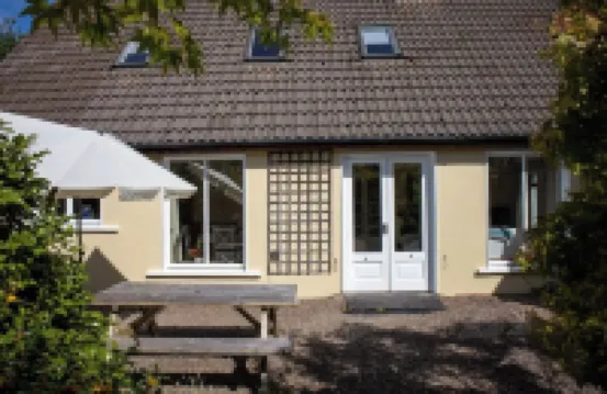 Rusheens Cottage. Charming comfortable cottage with sauna in peaceful valley. Hotels in 