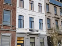 Charleroi Cozy Home Hotels near Spiroudome