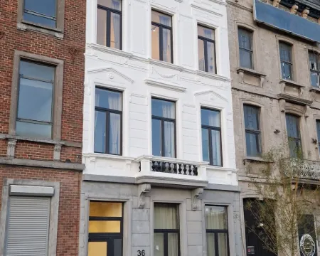 Charleroi Cozy Home Hotels in Charleroi