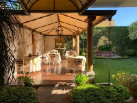 Hostal Villa Toscana Hotels near Zona 13