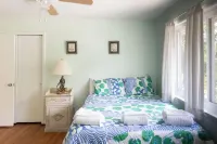 601 Dolphin Rd Hotels in Fripp Island