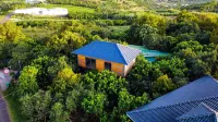 Homestay Vuon Trai Cay Nhiet Doi VO UU Garden فنادق في Dam Bri