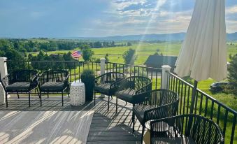 Black Hills Getaway with Hot Tub & Game Room for 18