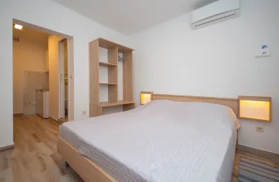 Apartments Zecic
