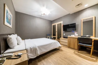 Central Tourist Hotel Hotels near Seoul Grand Park