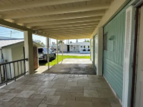 Waterfront property located inMarathon next to Sombrero Beach and 7 mile bridge