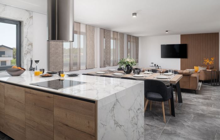 Penthouse Adela