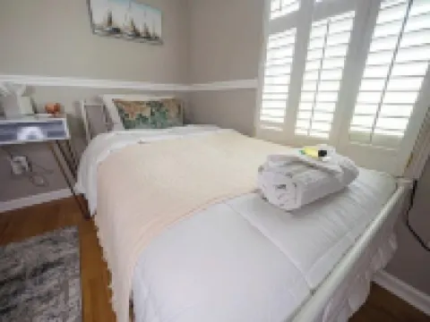 Super Clean Fantastic Pool Home Near Everything