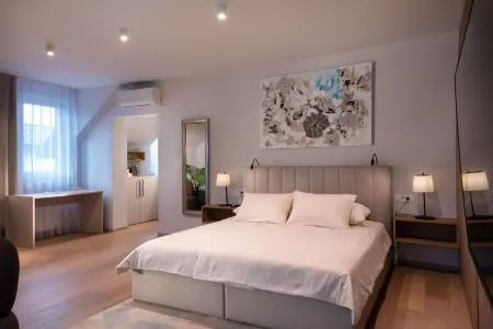 HIŠA Putr Отели в г. Трзин