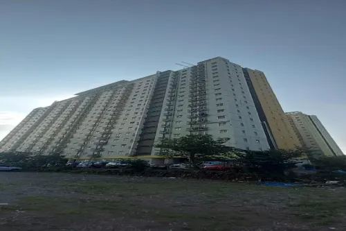 Apartment the Suites Metro by Edy Property فنادق في Buahbatu