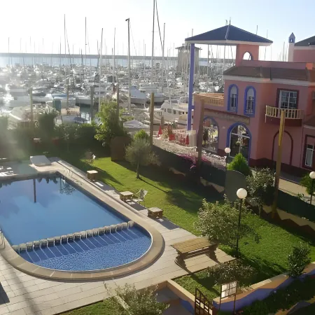 Apartamentos Marina Internacional