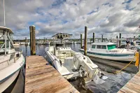 Walk to Pawcatuck River: Family-Friendly Home! - Kitchens