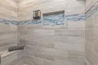 17 Springs / RTJ Golf / Saltwater Pool / Sleeps 8