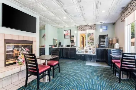 Econo Lodge Pocomoke City Hwy 13