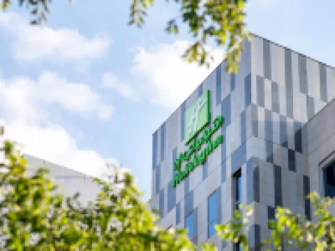 홀리데이 인 도하 - 더 비즈니스 파크 바이 IHG 도하 호텔