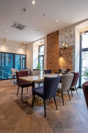 Carvala Boutique Apartments Отели рядом с достопримечательностью «Museum of Coins and Medals of Pope John Paul II in Czestochowa»