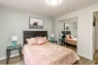 Remodeled Cottage w/Hot tub, 15 mins away from Mt. Rainier Park entrance Hotels near Tolmie Peak Fire Lookout