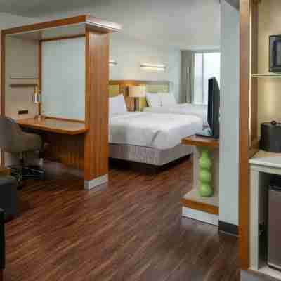 SpringHill Suites Lake Charles Rooms