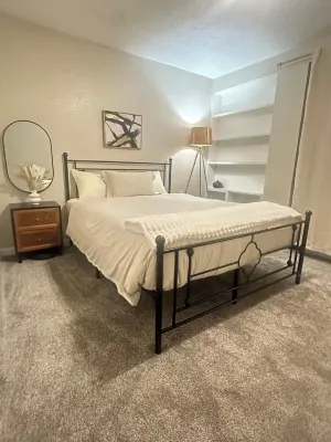 5-BR/3-BA - Luxury - Spacious - Outdoor Theater - Pool Table