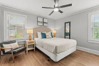 Cozy 2BR Near Furman & Downtown, Fenced Yard Hotels in Sans Souci