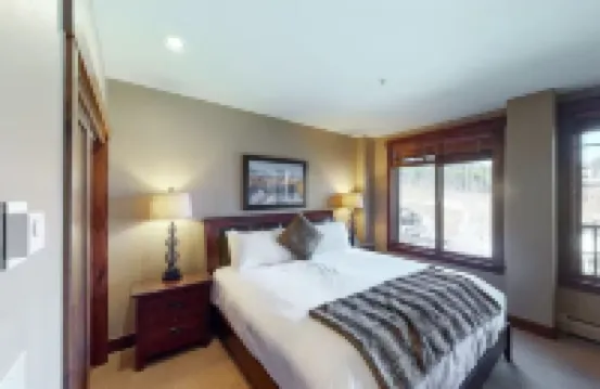 Ski-in/Out 10 Yards to  Lift Arcade Bowling Pool/Hot Tub Pool Table