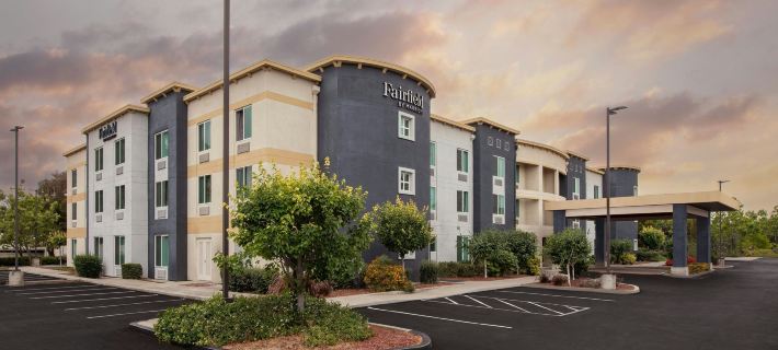 Fairfield Inn & Suites Oakland Hayward Hotels in Alameda County