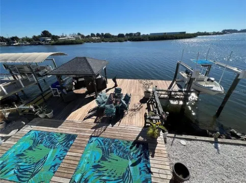 Ocean-front Seaview Home on Gulf - Fishing Boat Available!