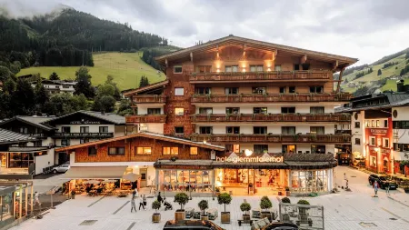 Hotel Glemmtalerhof Отели в г. Hinterglemm