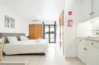 Apartamentos Vale de Carros by Umbral - parking