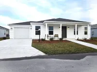 Well-Appointed 3br Cottage in Shady Brook - 2 Min Stroll to Pool, Golf Cart