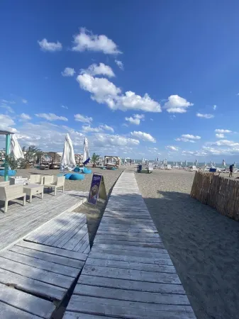 Pomorie residence Lovely 2-bedroom apartment 250 meters from the sand beach Отели в г. Поморие