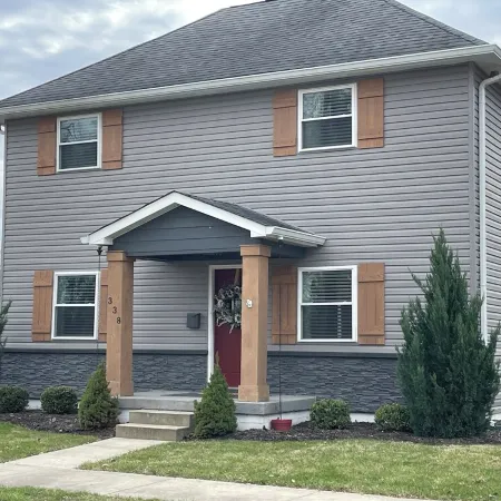 Charming 3-bedroom, 2-12/ bath house with AC, WiFi in peaceful Fortville