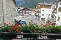 In the heart of the Unesco Dolomites 卡拉爾佐迪卡多雷住宿飯店