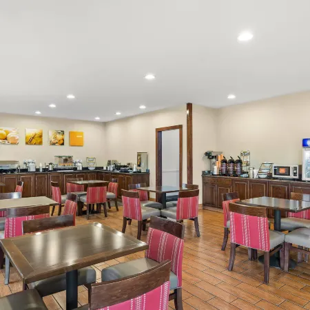 Comfort Inn US 60-63