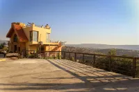 Finest vacation rental villa situated in one of the most desirable area in Balqa  호텔