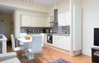 Duplex, stylish apartment in Leamington Spa