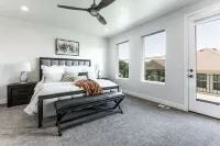 Spacious - Midway Getaway -Majestic Views  4 Bd  4.5 Bath Near Park City Resorts - balcony