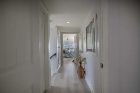 PANORAMIC OCEAN VIEWS-Recently updated. 3BR 2.5 Bath Отели рядом с достопримечательностью «The Pilgrim»