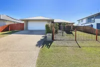 Bargara HavenWelcome to your personal oasis: Coastal calm blends with style.