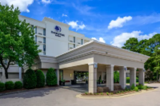 DoubleTree by Hilton Raleigh Midtown Hotel di 