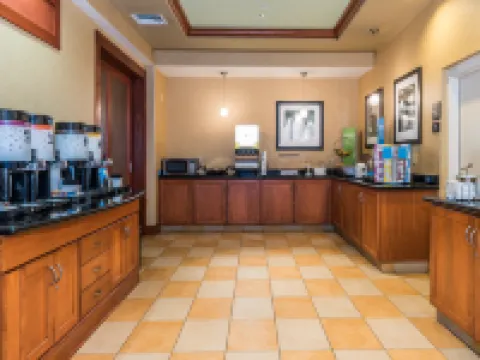 Hampton Inn Easton Hotels in Easton